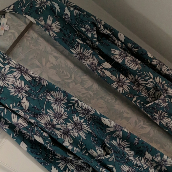 Sarah - Picture 3 of 4